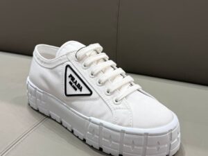 Prada Outlet 130142