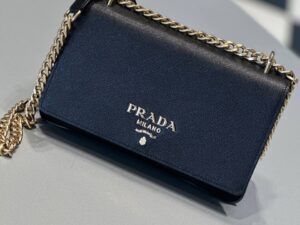 Prada Outlet 130822