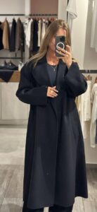 Пальто черное Weekend Max MaxMara