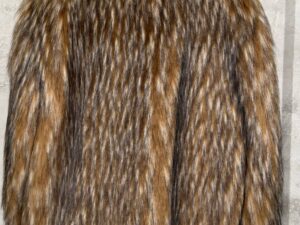 Шуба из эко-меха длинноворсовая MaxMara
