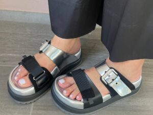 Брюки широкие черные MaxMara