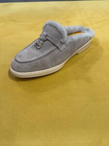 Замшевые сабо Doucals MaxMara
