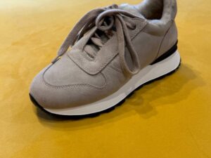 Кроссовки женские замшевые утепленные MaxMara