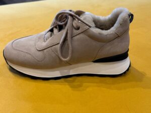 Кроссовки женские замшевые утепленные MaxMara