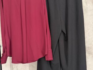 Блуза бордовая с плиссировкой MaxMara