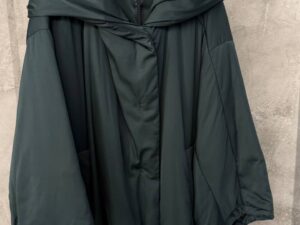Утепленный кейп Liviana Conti MaxMara