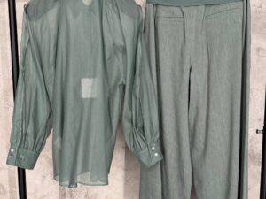 Брюки широкие с поясом MaxMara