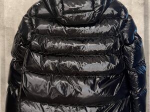 Пуховик женский Pinko MaxMara — фото 1 Пуховик женский Pinko MaxMara