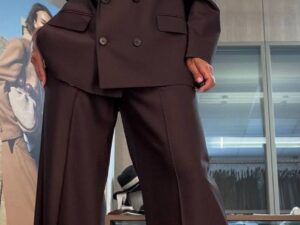 Двубортный жакет шоколадного цвета MaxMara — фото 1 Двубортный жакет шоколадного цвета MaxMara