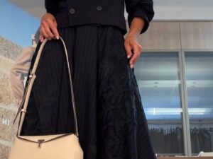 Укороченный двубортный жакет MaxMara