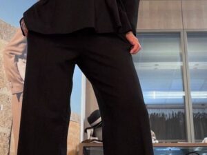 Черная блуза с баской MaxMara