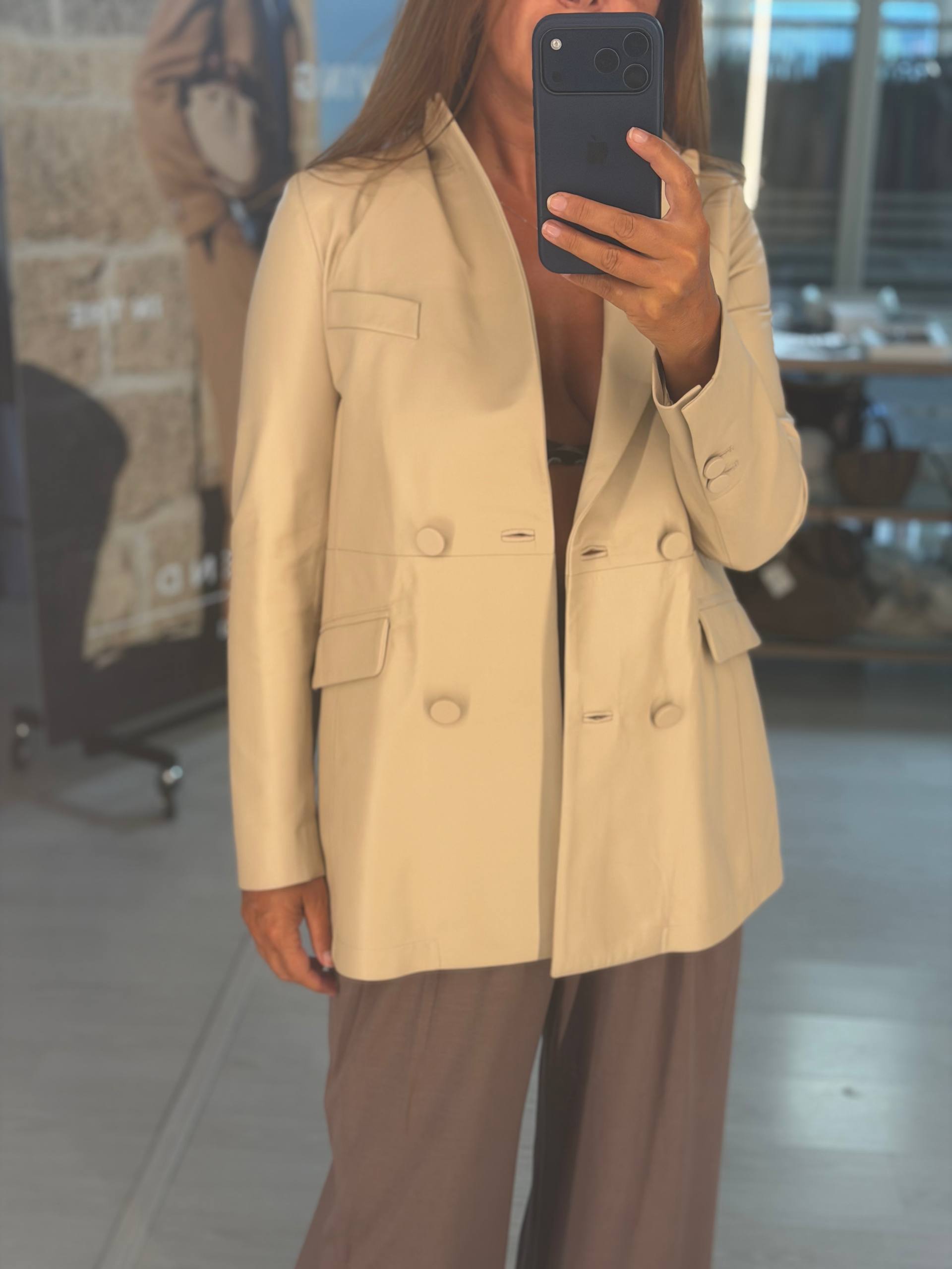 Кожаный двубортный жакет MaxMara