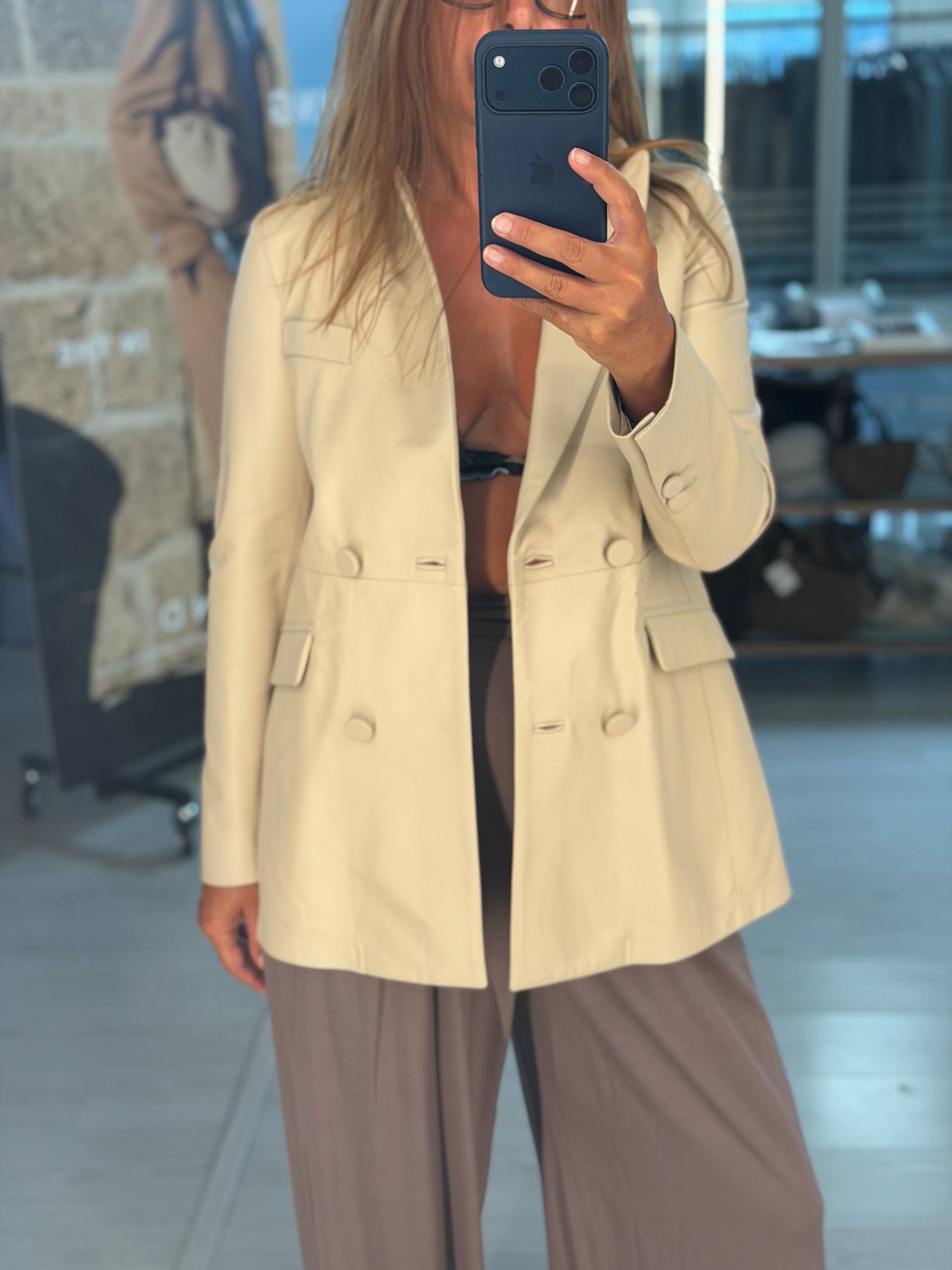 Кожаный двубортный жакет MaxMara