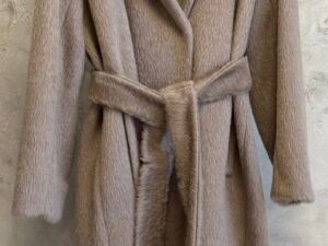 Пальто с капюшоном Max MaxMara