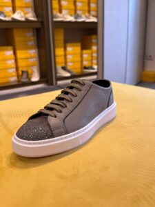 Кожаные кеды со стразами MaxMara