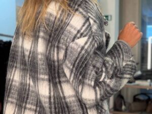 Укороченный жакет в клетку MaxMara