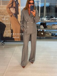 Двубортный пиджак и брюки MaxMara