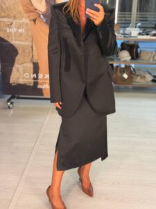 Жакет женский черный MaxMara