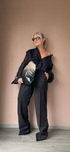 Блуза женская черная MaxMara