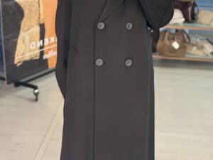 Пальто женское двубортное черное MaxMara