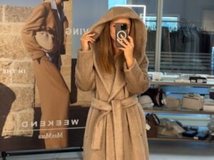 Пальто с капюшоном Max MaxMara