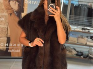 Меховой жилет Liviana Conti MaxMara