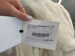 Меховой кейп с поясом MaxMara