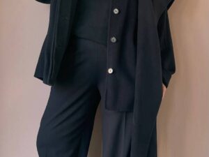 Джемпер женский с вырезами MaxMara