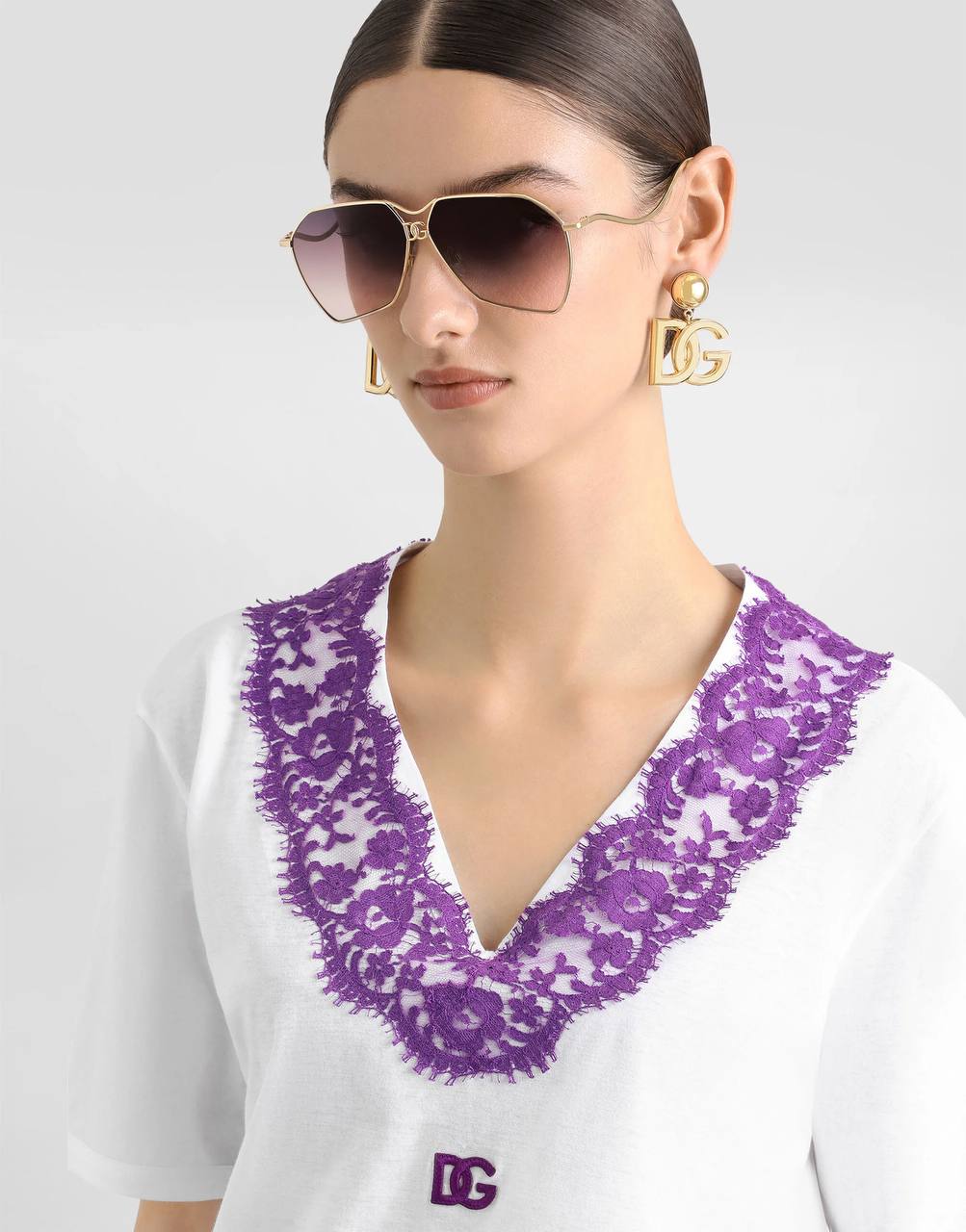 Футболка Dolce Gabbana с кружевом