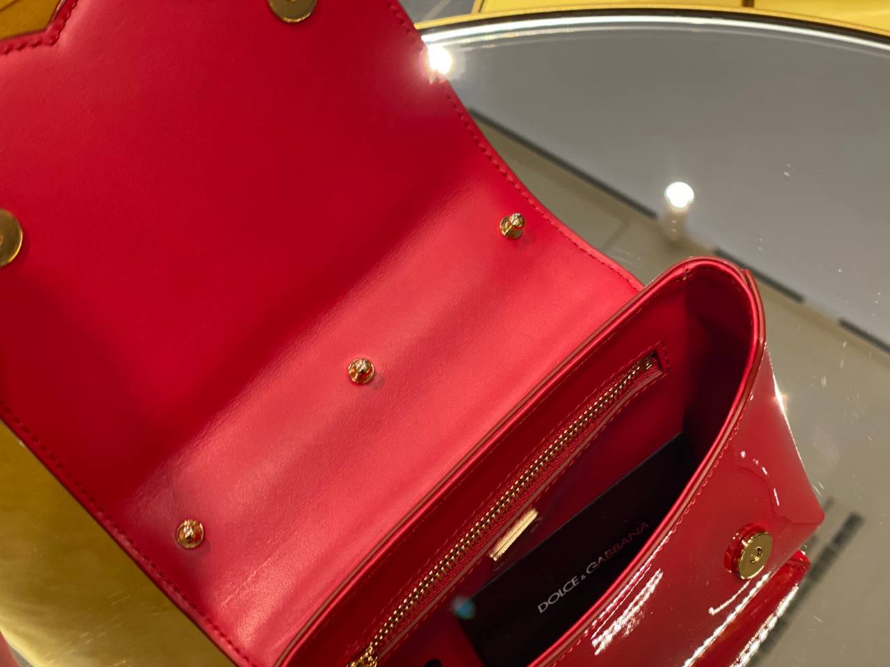 Лаковая сумка Dolce Gabbana Dolce