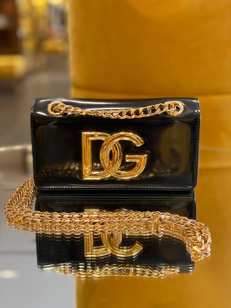 Кожаная мини-сумка Dolce Gabbana Dolce