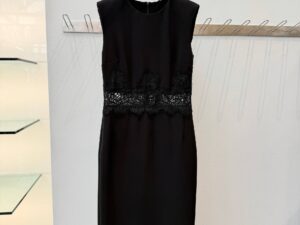 Черное платье с кружевом Imperial