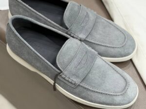 Замшевые лоферы серые PESERICO OUTLET