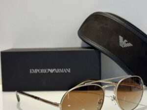 Очки солнцезащитные Emporio Armani 2