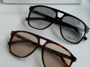 Очки солнцезащитные Saint Laurent