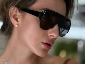 Солнцезащитные очки Gucci 2
