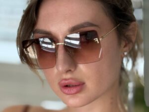 Солнцезащитные очки Fendi 2