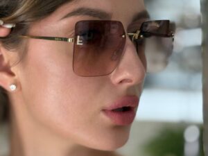 Солнцезащитные очки Fendi 2