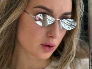Очки солнцезащитные Fendi