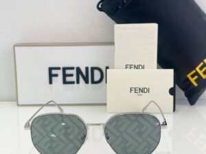 Очки солнцезащитные Fendi 2 3