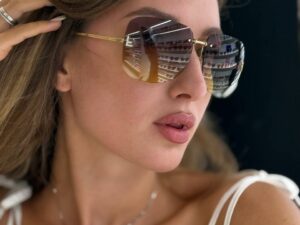Очки солнцезащитные Fendi