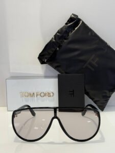 Очки солнцезащитные Tom Ford 2 3