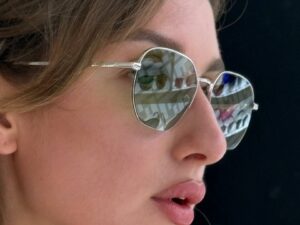 Очки солнцезащитные Fendi 2
