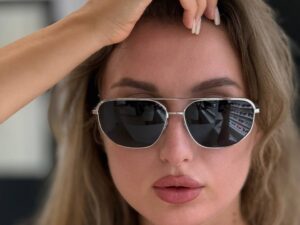 Солнцезащитные очки Fendi