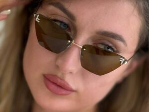 Солнцезащитные очки Fendi 2