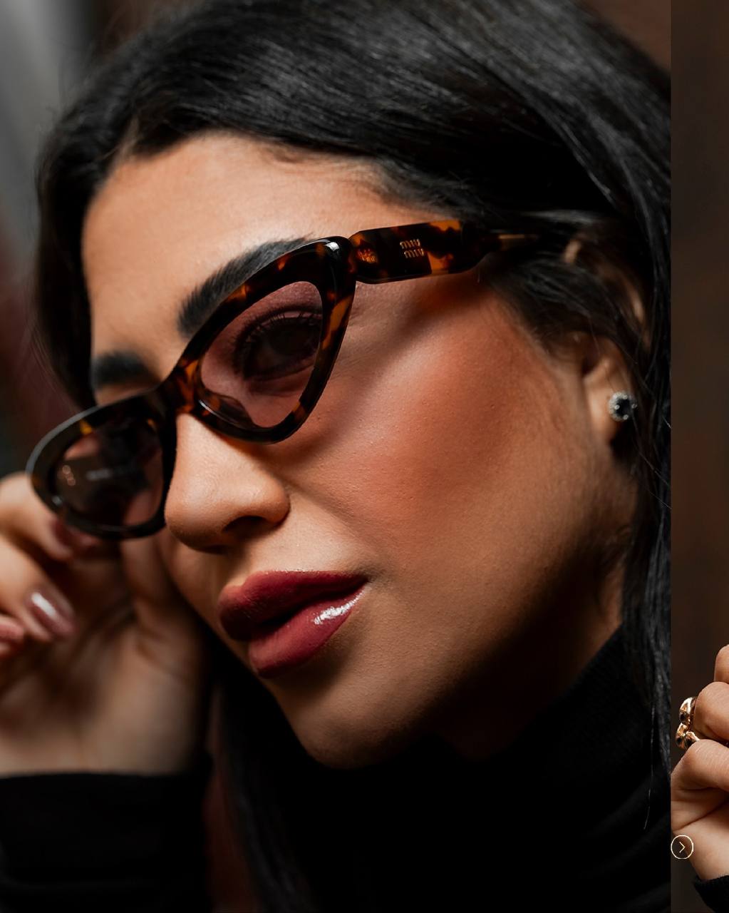 Солнцезащитные очки Miu Miu Cat-Eye
