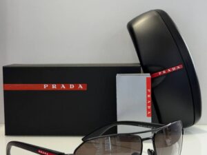 Очки солнцезащитные Prada Linea Rossa