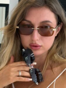 Очки солнцезащитные Fendi