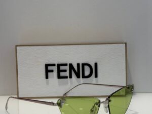 Очки солнцезащитные Fendi 2 3