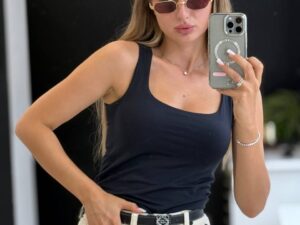 Солнцезащитные очки Miu Miu